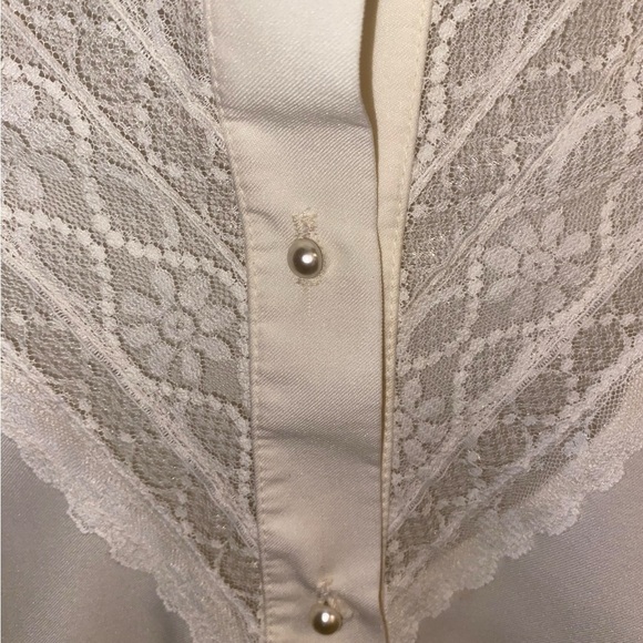 vintage 70s off white  lace victoria inspired pearl button mock neck blouse . - Picture 4 of 8